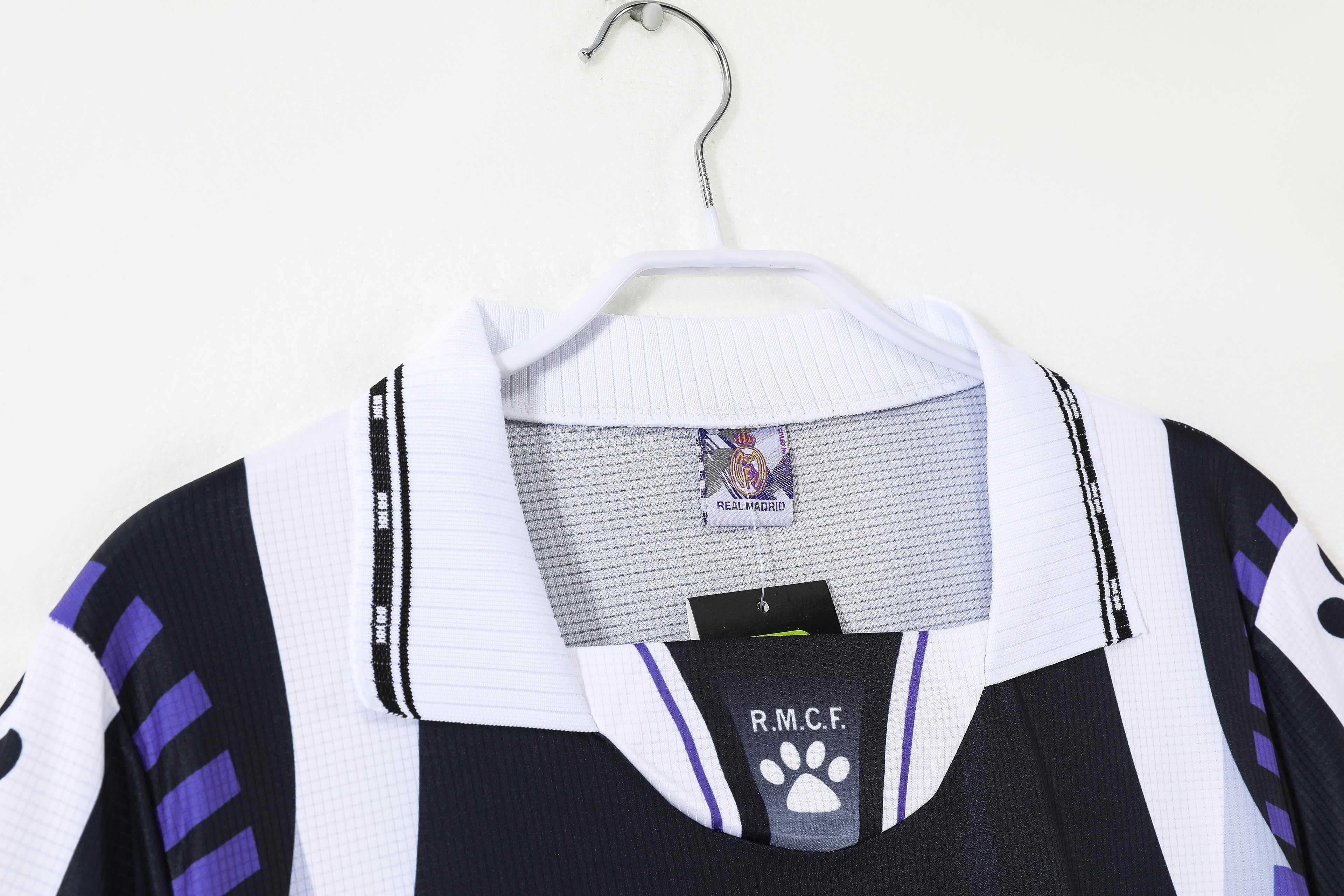 1996-97 Real Madrid Away: The Kelme "Paw Print" Icon