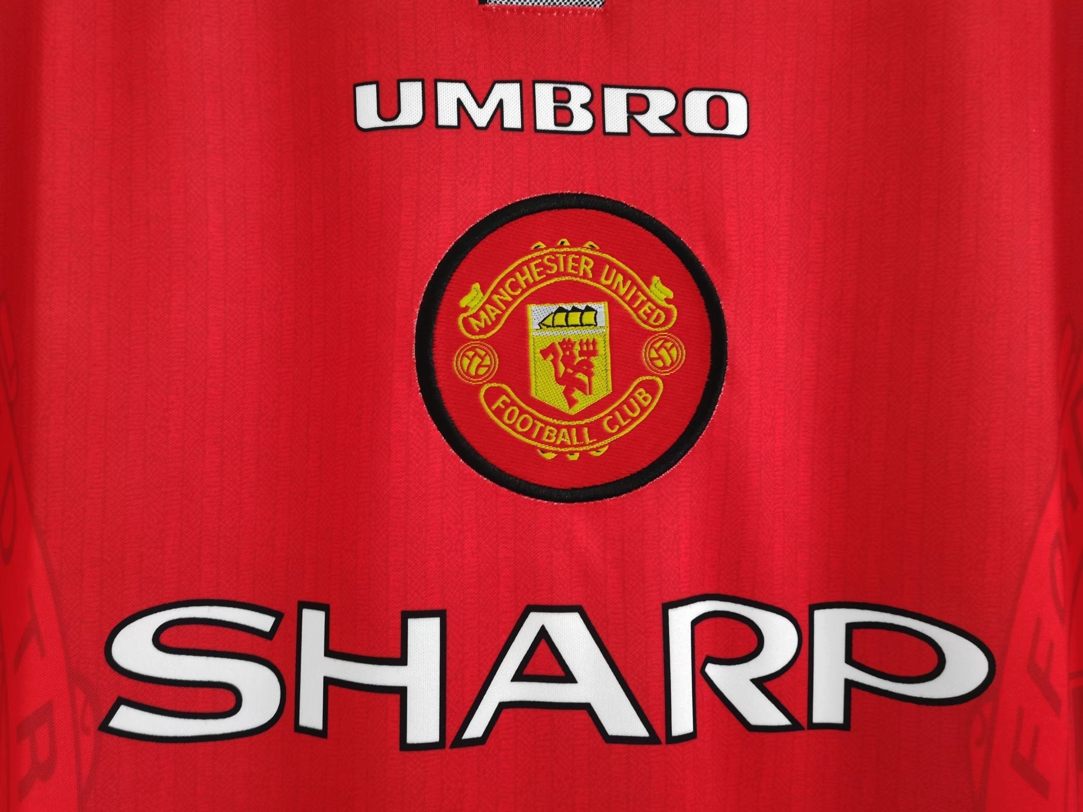 1996-98 Manchester United Home Retro Vintage Football Jersey - Umbro Sharp Era