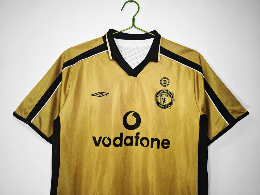2001-02 Manchester United Centenary Retro Vintage Football Jersey - Umbro Vodafone Gold Edition