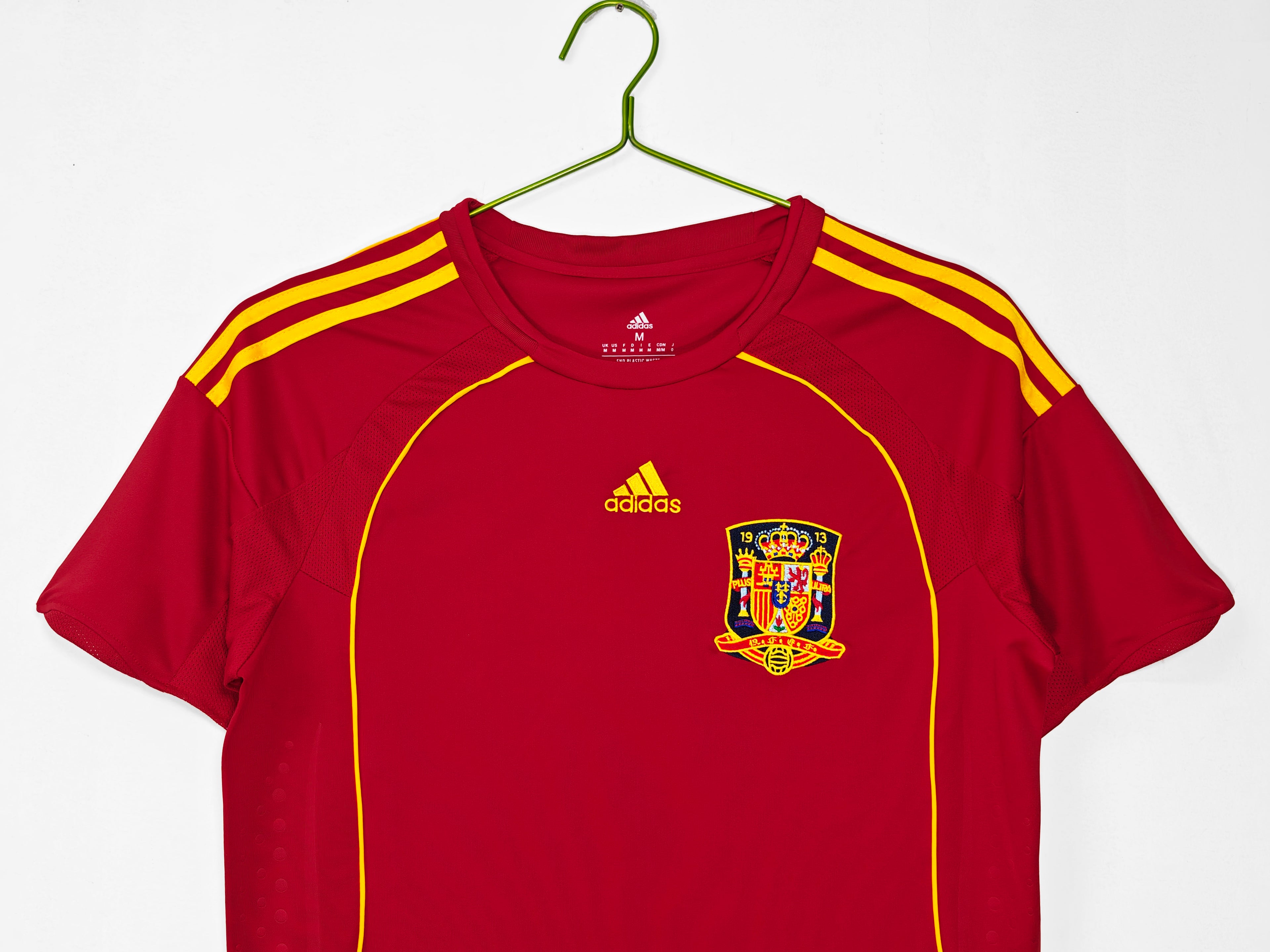 2008-09 Spain Home Retro Vintage Football Jersey - Adidas Euro 2008 Winners Edition