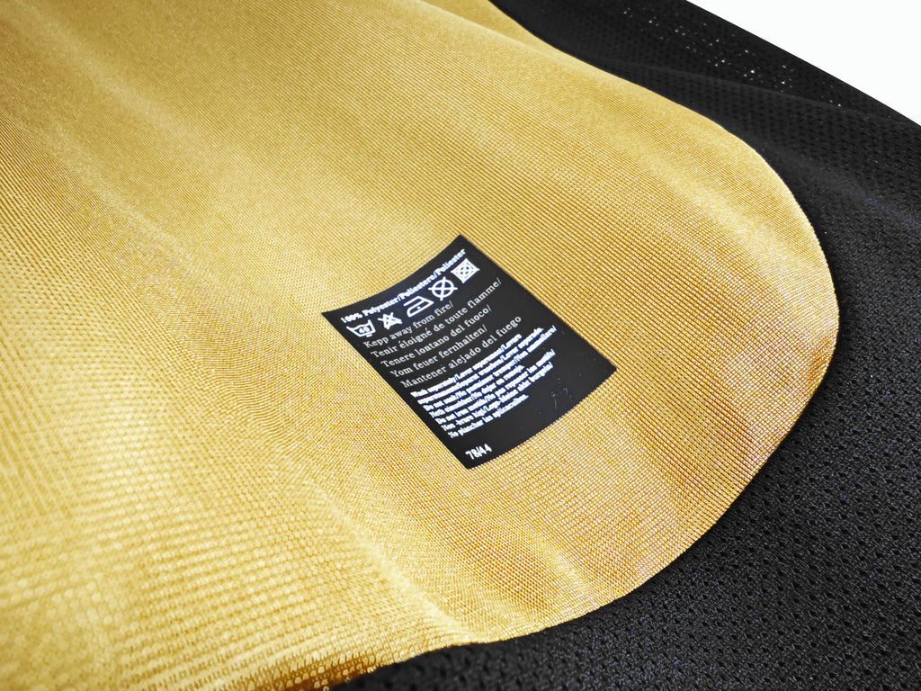 2001-02 Manchester United Centenary Retro Vintage Football Jersey - Umbro Vodafone Gold Edition