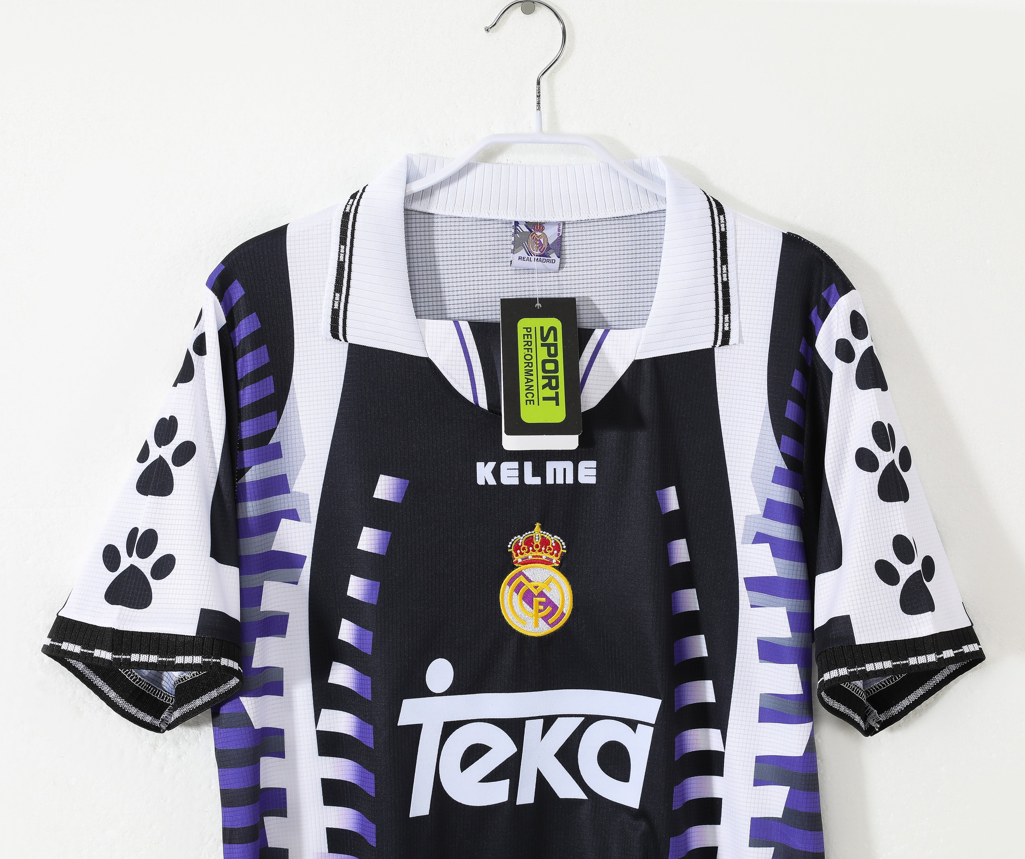 1996-97 Real Madrid Away: The Kelme "Paw Print" Icon